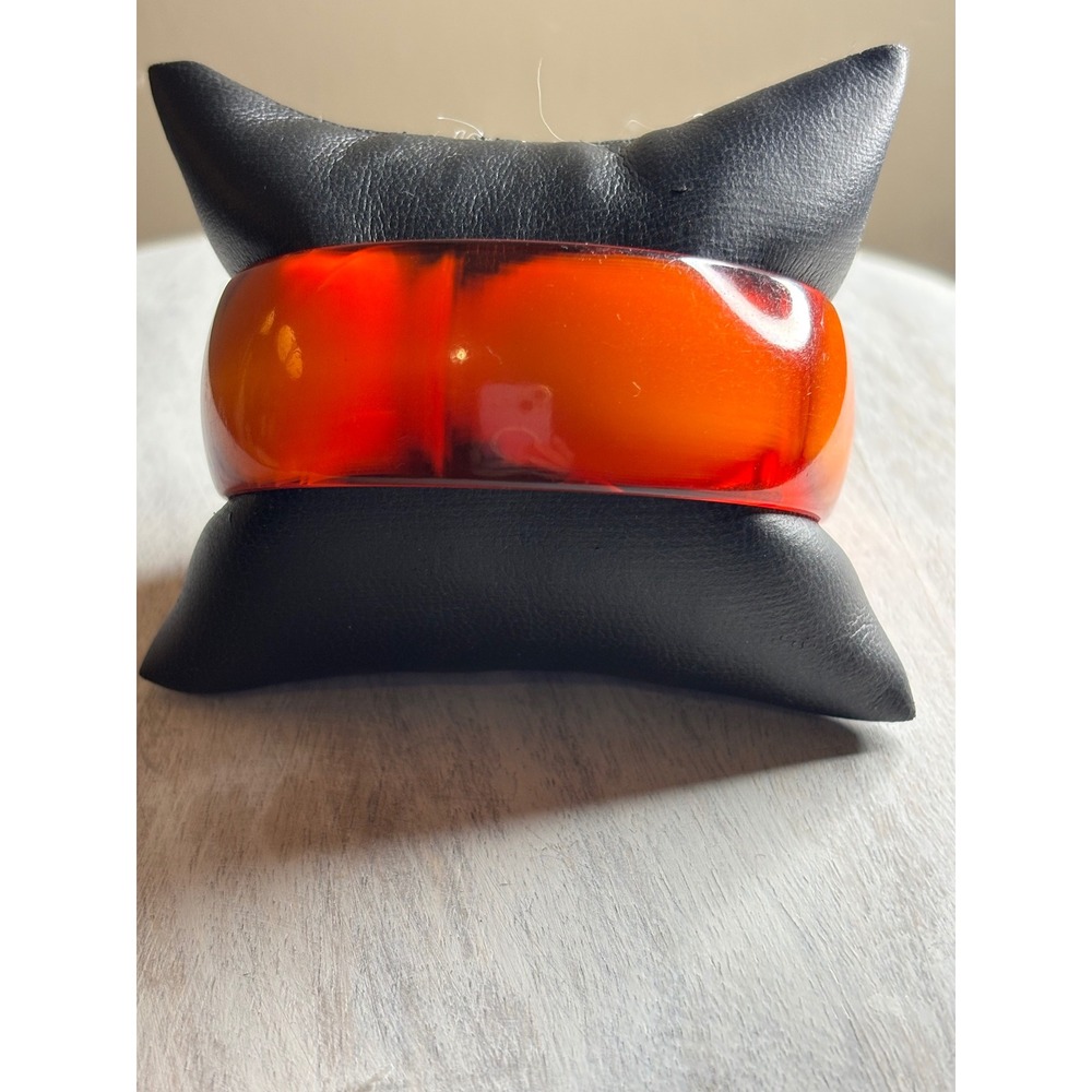 Marbled Fire Orange Chunky Bangle Bracelet Retro Resin 1in VTG